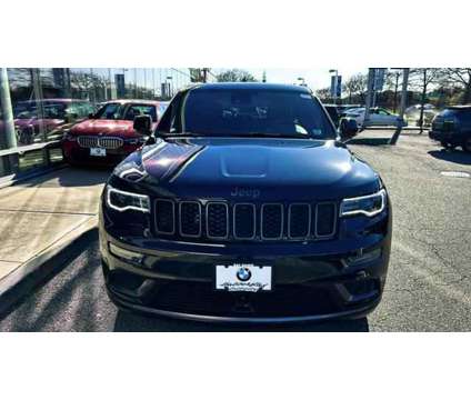 2021 Jeep Grand Cherokee High Altitude 4X4 is a Black 2021 Jeep grand cherokee High Altitude SUV in Bay Shore NY