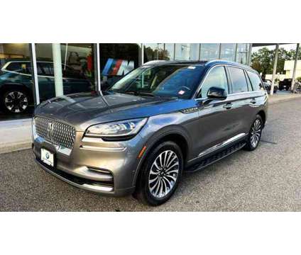 2022 Lincoln Aviator Reserve is a Grey 2022 Lincoln Aviator SUV in Bay Shore NY