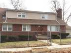 32 BAYARD PL Newark, NJ