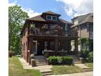Flat For Rent In Grosse Pointe Park, Michigan
