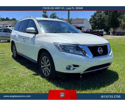 2016 Nissan Pathfinder for sale is a White 2016 Nissan Pathfinder Car for Sale in Lutz FL