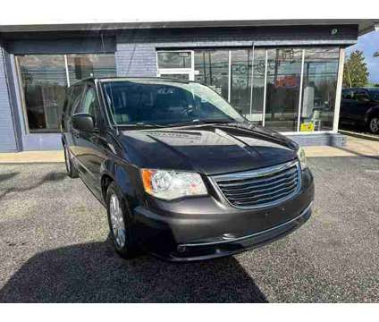 2016 Chrysler Town &amp; Country for sale is a Grey 2016 Chrysler town &amp; country Car for Sale in Vineland NJ