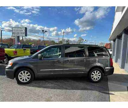 2016 Chrysler Town &amp; Country for sale is a Grey 2016 Chrysler town &amp; country Car for Sale in Vineland NJ