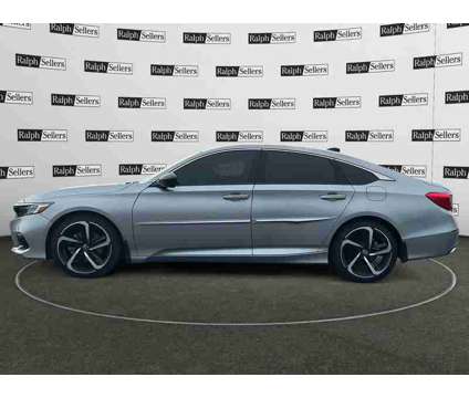 2022UsedHondaUsedAccordUsed1.5 CVT is a Silver 2022 Honda Accord Car for Sale in Gonzales LA
