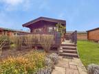 2 bed house to rent in The Walled Garden, SL7, Marlow