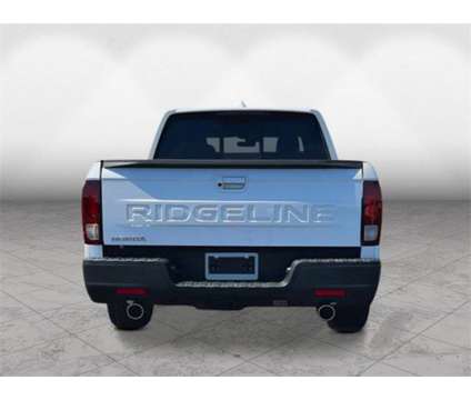 2024 Honda Ridgeline RTL is a Silver, White 2024 Honda Ridgeline RTL Truck in Rochester NY