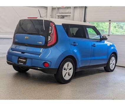 2016 Kia Soul EV Base is a Blue, White 2016 Kia Soul EV Base Hatchback in Branford CT