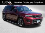 2022 Jeep grand cherokee Red, 16K miles