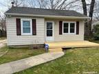 Home For Sale In Farmingville, New York