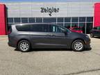 Used 2017 CHRYSLER Pacifica For Sale