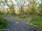 East Stroudsburg, Build your dream home on this 3.05 acre