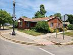 Beaverton, CITY - Nice 1600+ sq ft commercial building in