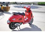 2013 Vespa 300 GTS I.E. Super - Newport Italian