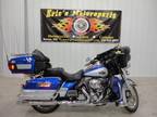 2010 2-Tone Harley Ultra Classic ELectra GLide Motorcycle