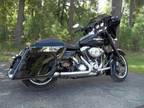 drfvb 2011 Harley Davidson Street Glide FLHX Vivd Black