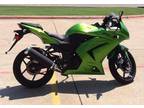 $5,650 OBO Brand New Kawasaki Ninja 250R rare candy lime green color