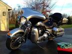 03 Harley Davidson Anniv. Ultra Classic 3,096 miles! TONS of Upgrades