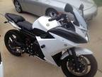 2009 Yamaha FZ6R $5,700 obo