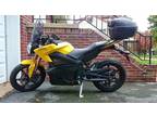 Zero S ZF11.4 (2013, Yellow) plus windscreen and Givi cargo rackbox