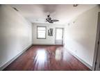 24 Blake St Apt A Charleston, SC