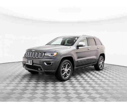 2020 Jeep Grand Cherokee Overland is a Grey 2020 Jeep grand cherokee Overland SUV in Barrington IL