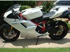 2010 Ducati 1198S MINT, rare white, below book must sell, only 2.2k miles