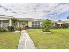 907 Savannas Point Dr #B, Fort Pierce, FL 34982