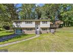 24725 E Montiego Rd, Hollywood, MD 20636