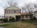 9302 Pine View Ln, Clinton, MD 20735