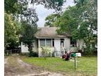 5453 10th St, Zephyrhills, FL 33542