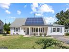 12720 Hoven Ln, Bowie, MD 20716