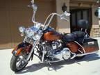 2011 Road King Classic - Flhrc Vaquero Cinnamon & Flame Limited Series Paint
