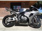 2006 Honda cbr1000rr, Extra's, We Finance