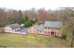 168 Whispering Pines Ln, Birdsboro, PA 19508