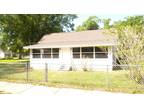 702 NW 1st Ave, Mulberry, FL 33860