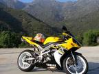 2006 Yamaha R1 50th Anniversary modded