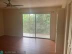 2002 Granada Dr #E4, Coconut Creek, FL 33066