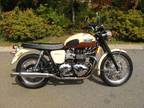 2011 Triumph Bonneville T100