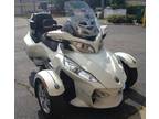 Nice 2011 Can-Am Spyder RT Limited w/lots of EXTRAS incl LED light pkg