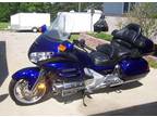 2002 Honda Goldwing GL1800 - Clean, clean, clean!! Black with extra c