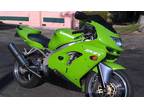 Kawasaki ZX9r CLEAR TITLE ... LIKE NEW !