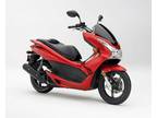 2013 Honda PCX150, Super Nice Scooter. Fire Engine Red. For Sale