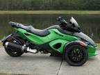 2012 Can Am Spyder RSS SE-5 -Only 4k Miles Excellent Color Like New-