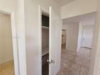 Flat For Rent In Hallandale Beach, Florida