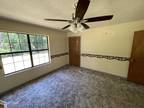 Home For Sale In Vernon, Florida