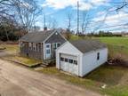 15 E Hills Rd Westerly, RI