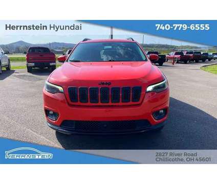 2021 Jeep Cherokee Altitude 4X4 is a Orange 2021 Jeep Cherokee Altitude SUV in Chillicothe OH