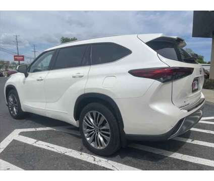 2021 Toyota Highlander Platinum is a White 2021 Toyota Highlander SUV in Waynesboro VA