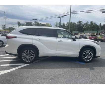 2021 Toyota Highlander Platinum is a White 2021 Toyota Highlander SUV in Waynesboro VA