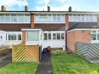3 bedroom Mid Terrace House to rent, Chillington Drive, Codsall, WV8 £950 pcm